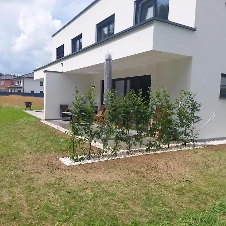 Pr Apartment *