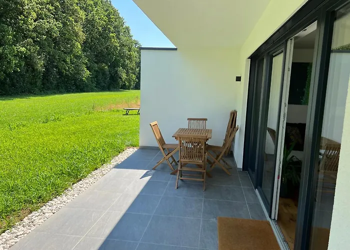 Διαμέρισμα Pr *